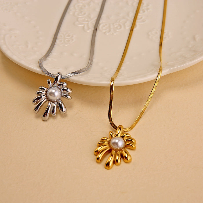 Wholesale Stainless steel solid sunflower necklace with personalized light luxury snake bone chain and petal necklace with pearls