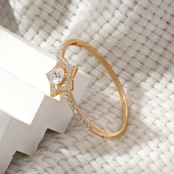 Wholesale Five Point Star Rhinestone Bangle For Women Gold Tone Single Row Bracelet Stylish Sparkling Jewelry Accessory Trendy Gift