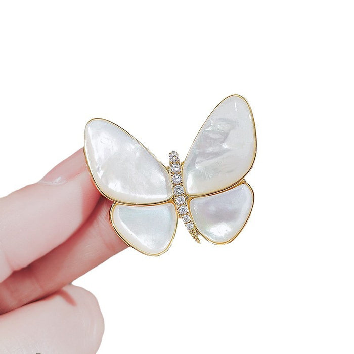 Wholesale Pure silver fashionable brooch high-end brooch chest flower
