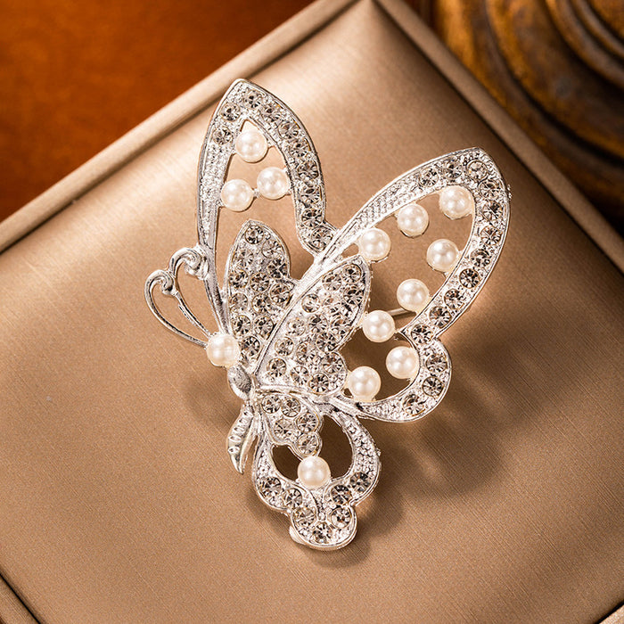 Wholesale Butterfly Diamond Pearl Brooch Collar Elegant Corsage  Heavy Industry Pin