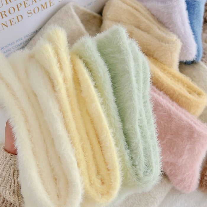 Wholesale Solid Color Mink Velvet Socks