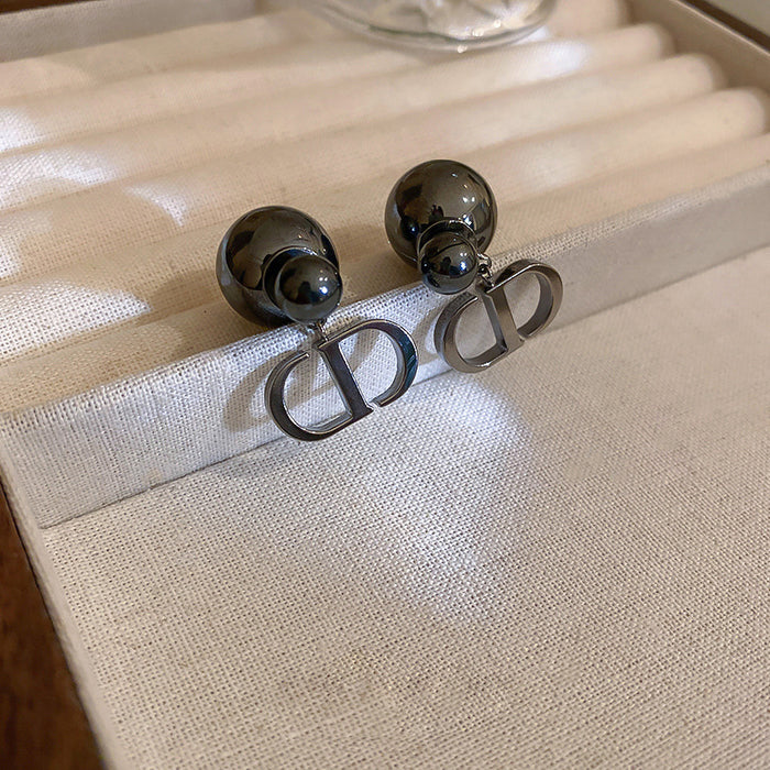 Wholesale Black D Letter Pearl Earrings JDC-ES-Lanx002