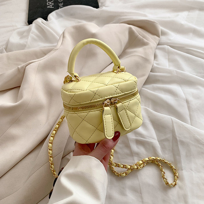 Wholesale New texture embroidered thread mini bucket bag for children, stylish parent-child chain crossbody bag