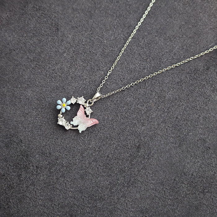 Wholesale Dreamy Haoshi Butterfly Necklace, niche temperament, light luxury collarbone chain, pearl zircon pendant