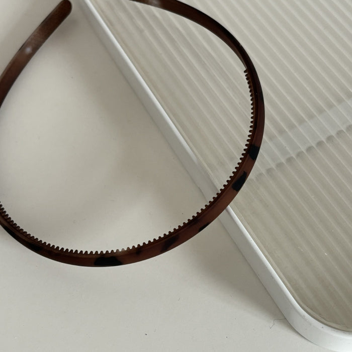 Wholesale Frosted Minimalist Leopard Acrylic Basic Hair Band Women
