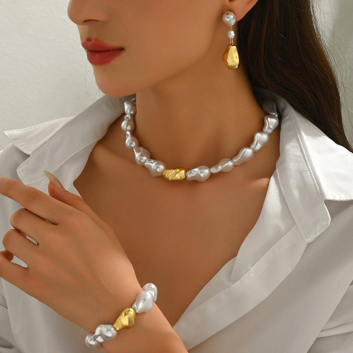 Wholesale  Jewelry French Style Imitation Pearl Baroque Necklace