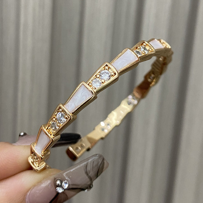 Wholesale T Family Spirit Snake Bracelet Micro Inlaid Light Luxury Fashion Style Open Snake Bone Bracelet