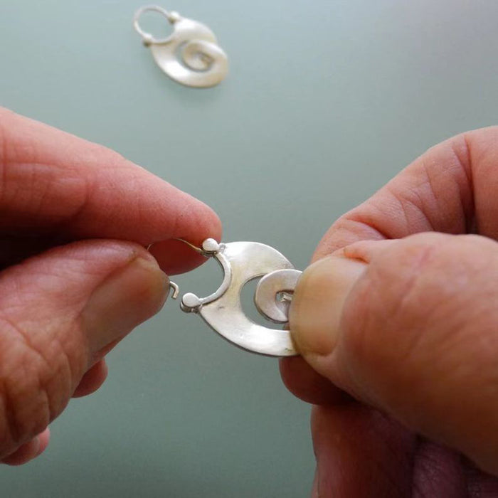 Wholesale Gypsy spiral design earrings retro geometric personality earrings