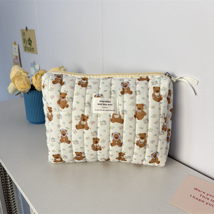 Wholesale Cute Cartoon Bear Quilted Cosmetic Bag Trendy Large Capacity Zipper Pouch Sweet Girl Handbag Fashion Accessory