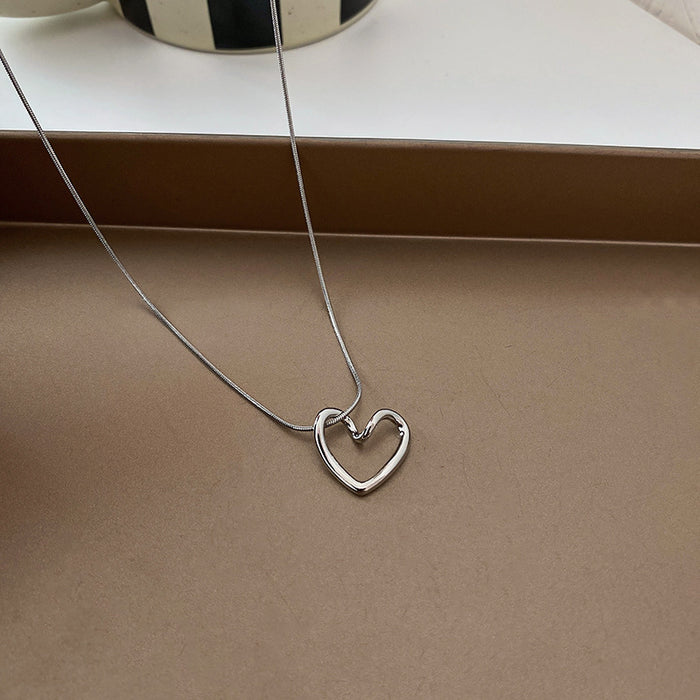 Wholesale Love necklace pendant, titanium steel lock chain, couple's niche design, alloy short piece