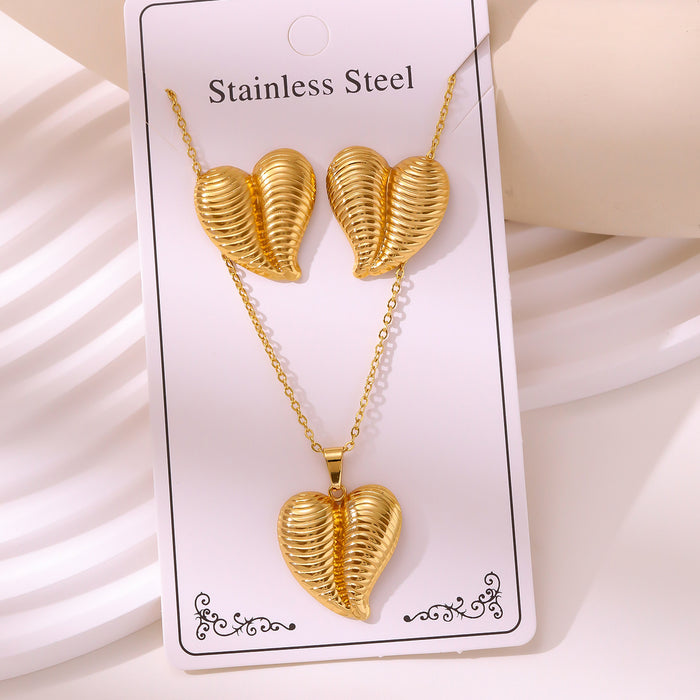 Wholesale RetroEarrings Necklace Stainless Steel Gold-Plated Jewelry