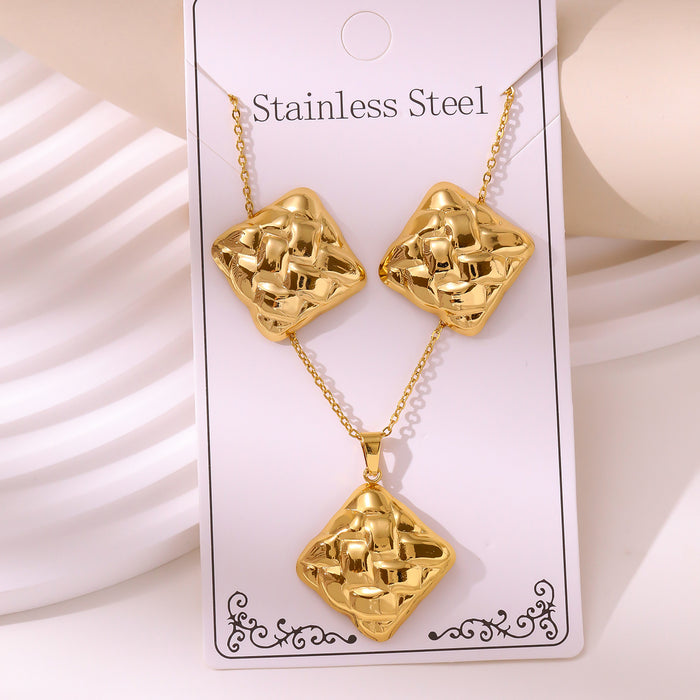 Wholesale RetroEarrings Necklace Stainless Steel Gold-Plated Jewelry