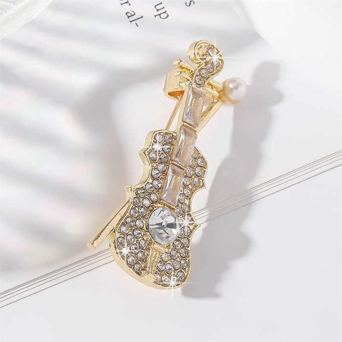 Wholesale Fashion and versatile brooch with rhinestone inlay, exquisite temperament, suit accessories