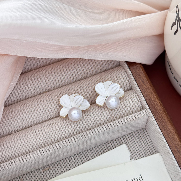 Wholesale Flower pearl earrings fashion trend accessories high-end earrings light luxury temperament earrings wholesale
