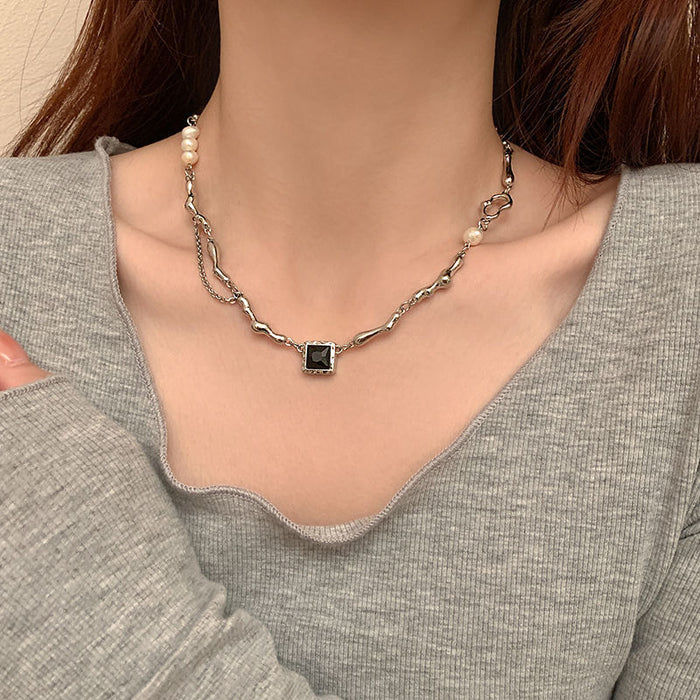 Wholesale Pearl zircon necklace with high-end design and niche collarbone chain