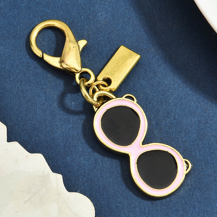 Wholesale Multi Style Dinosaur Clover Heart Animal Gold Alloy Keychain Pendant Fashion Jewelry Accessory