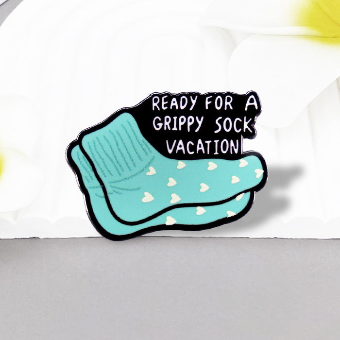Wholesale socks holiday paint badge creative blue English inspirational brooch MOQ≥2