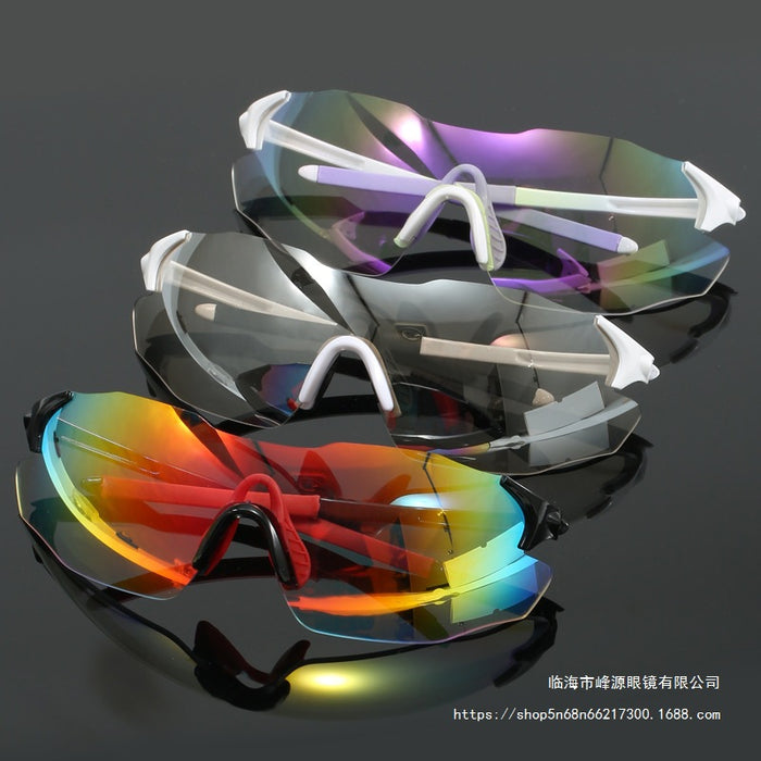 Wholesale White frame photosensitive color changing riding glasses for day and night use, outdoor bicycle climbing glasses, UV protection, leisure