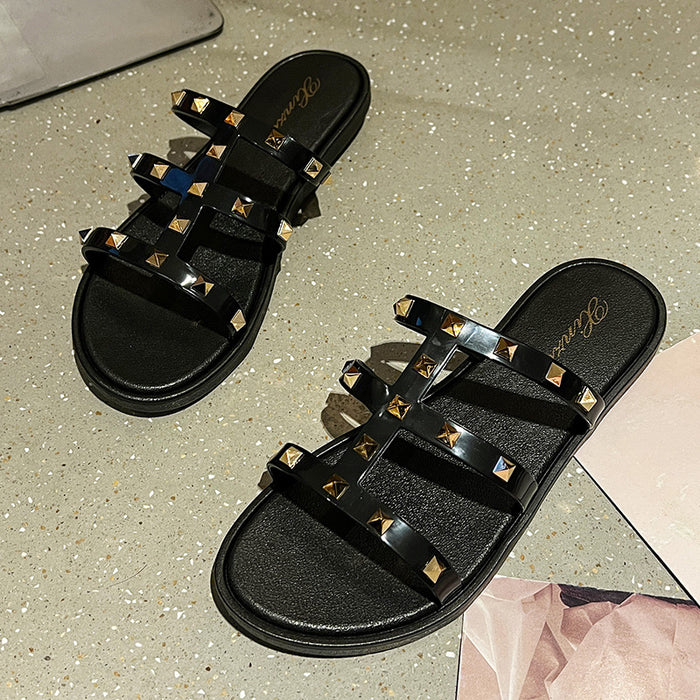 Wholesale Summer outer wear rivet flip-flops flat beach sandals