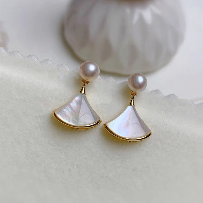 Wholesale Natural Freshwater Pearl Earrings High-grade Texture Silver Pin Earrings