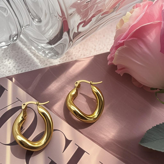 Wholesale New earrings, light luxury and high-end jewelry