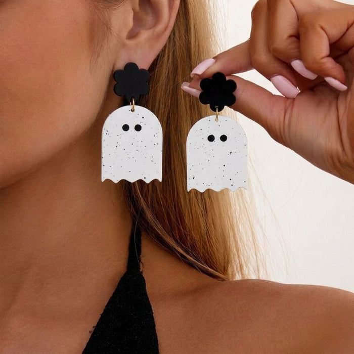 Wholesale Acrylic Ear Studs Cartoon White Skull Ghost Design Party Jewelry