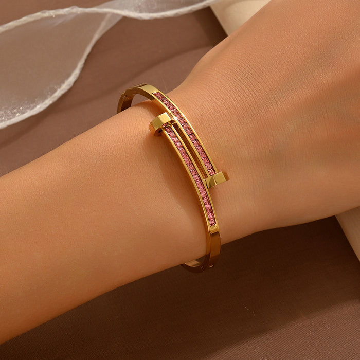 Wholesale Trendy Titanium Steel Bracelet With Zircon Studs Four Leaf Clover Starry Design