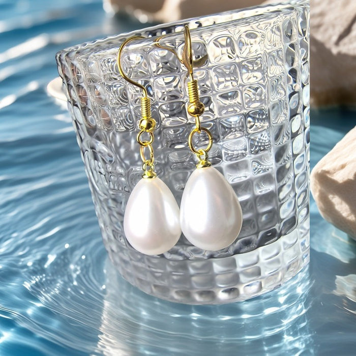 Wholesale Imitation pearl earrings, exquisite earrings, high-end sense, fashionable and versatile temperament, water droplet ear accessories, hook style