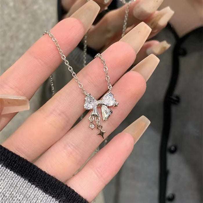 Wholesale Retro necklace with starry zircon bow, niche temperament, high-end feel, simple and luxurious necklace