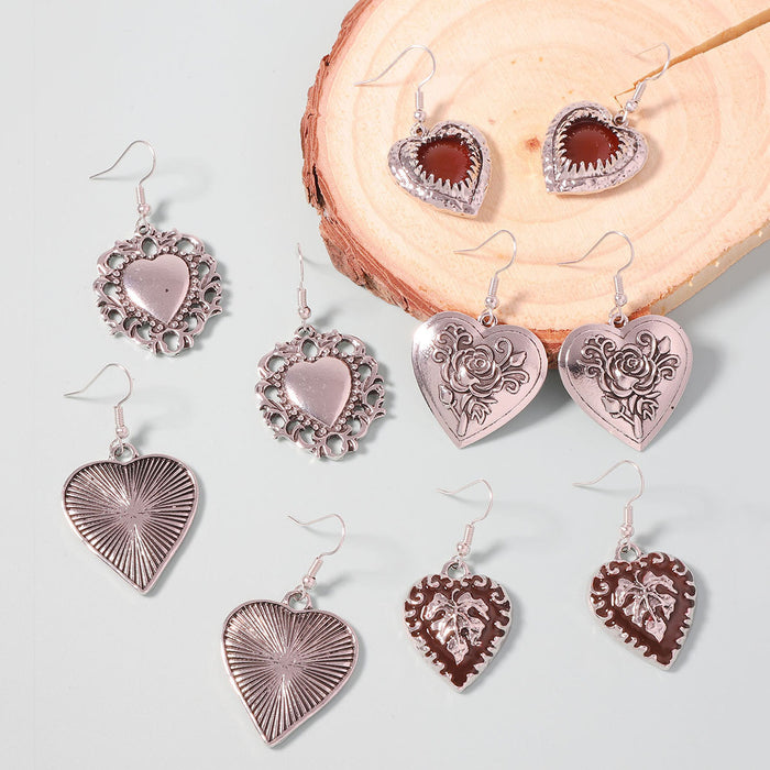 Wholesale Geometric Heart Pendant Double Layer Stacked Distinctive Chain Necklace Earrings Women