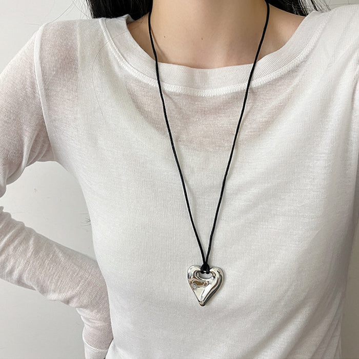 Wholesale Sweater chain, irregular geometry, heart-shaped comb pendant, necklace, adjustable drawstring, accessory