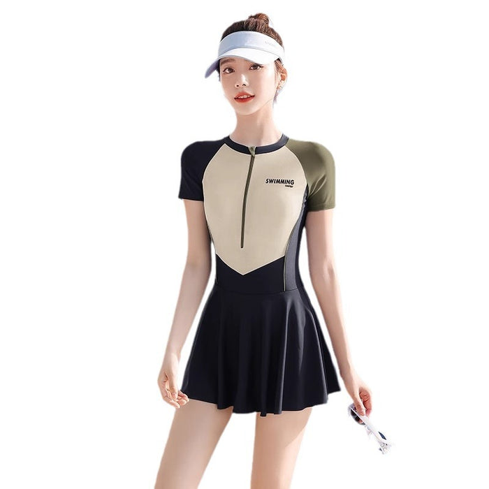 Wholesale Women's conservative one-piece swimsuit professional swimsuit