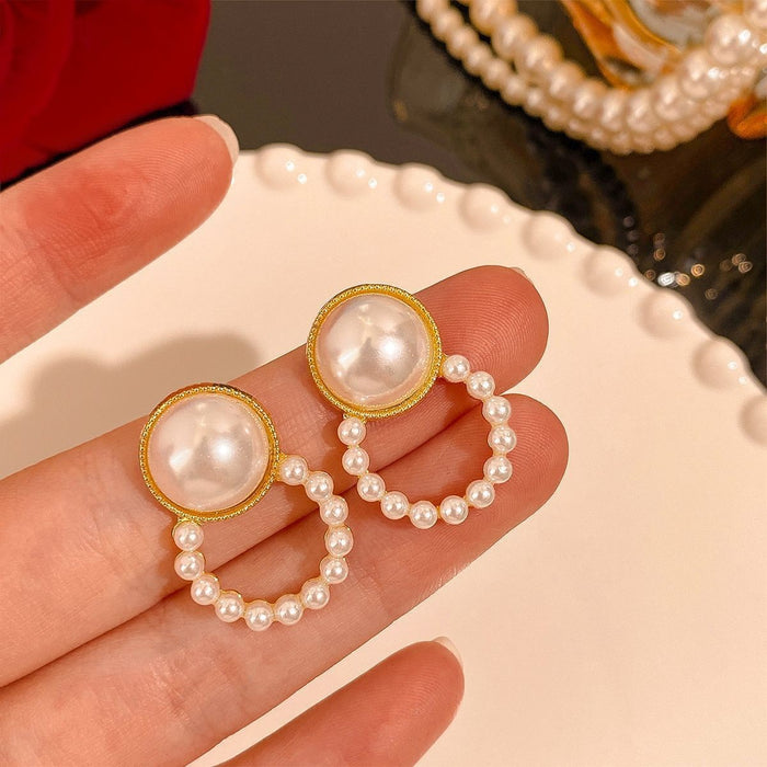 Wholesale Silver needle wine red light luxury retro female temperament pearl earrings high-end earrings