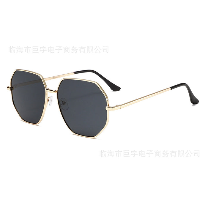 Wholesale Sunglasses with advanced UV protection and metal frame for driving