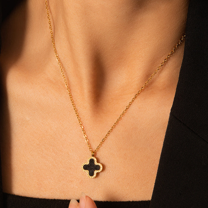 Wholesale Fade-Resistant Sweater Chain — Niche,  Light Luxury  and Sophisticated Titanium Steel Necklace