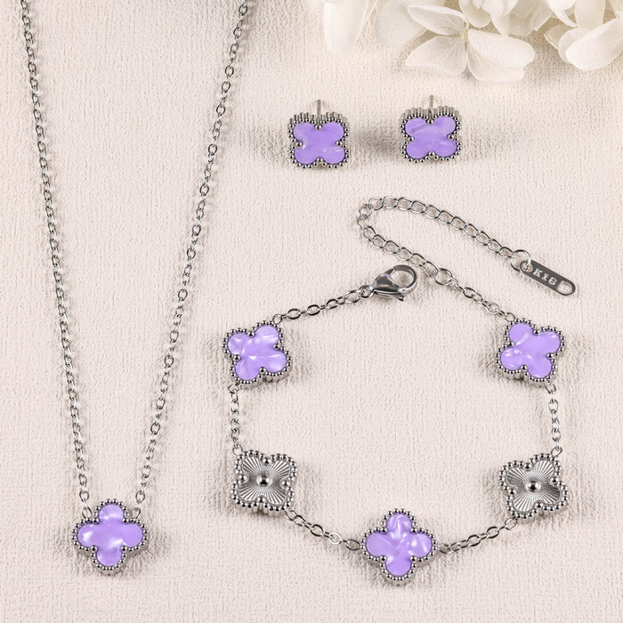 Wholesale Titanium Steel Four-Leaf Clover Three-Piece Jewelry Set: Bracelet,  Necklace,  and Earrings
