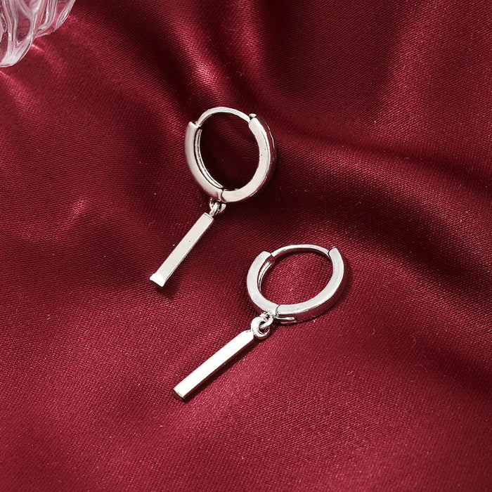 Wholesale Long and straight earrings exude a minimalist and niche commuting style, with a geometric design and a stylish ear clasp