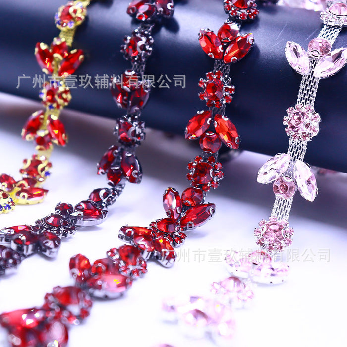 Wholesale Crystal rhinestone chain for DIY clothing accessories and decorations.