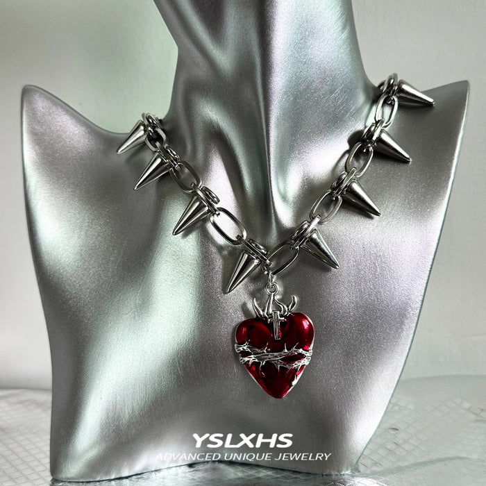 Wholesale Imprisoned Love Rivet Punk Necklace Hip Hop Street Men's and Women's Clavicle Chain