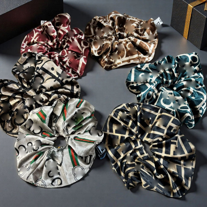 Wholesale Velvet Letter Scrunchie Chic Hair Accessory For Everyday Styling And Boutique Resale