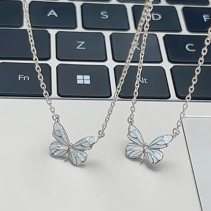 Wholesale Light necklace, simple and luxurious, fashionable new style, blue glowing and agile butterfly forest aurora collarbone chain
