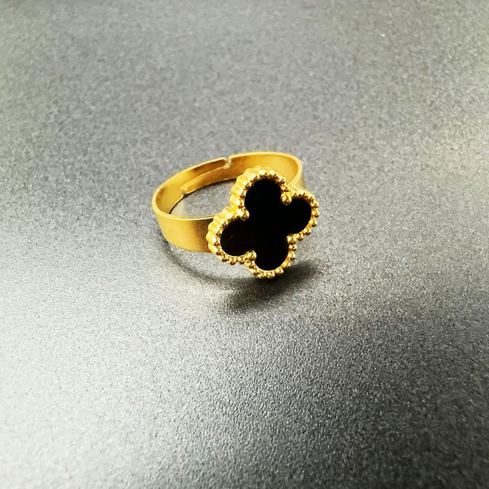 Wholesale Titanium steel clover ring plated with genuine gold