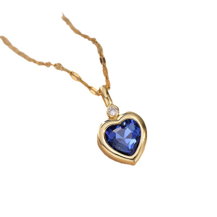 Wholesale One necklace with six diamonds can be replaced with a simple retro niche titanium steel necklace