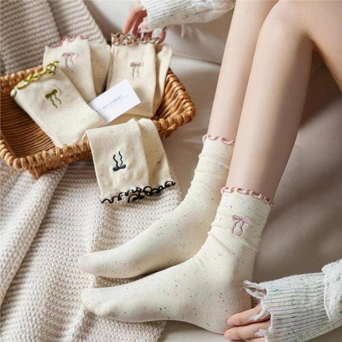Wholesale Socks Embroidered Bow Middle Socks Fashionable Stacking Socks