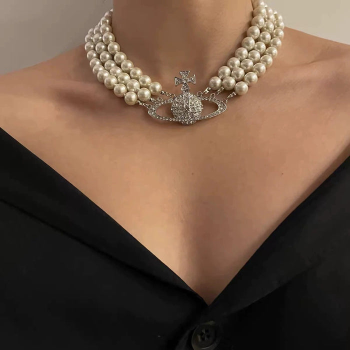 Wholesale Saturn-set diamond three-strand pearl necklace