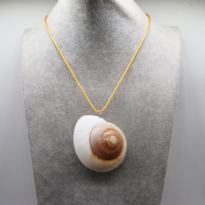 Wholesale Hot Selling Natural Conch Shell Wax Rope Luminous Stainless Steel Necklace Bohemian Style