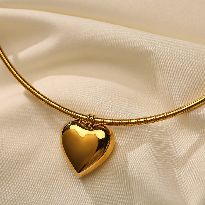 Wholesale Fashionable, simple and versatile design, stainless steel color retaining heart collar, heart-shaped collarbone chain wholesale