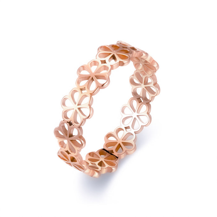 Wholesale Titanium steel six petal flower ring does not fade, niche, light luxury couple's ring, ring, hand accessory