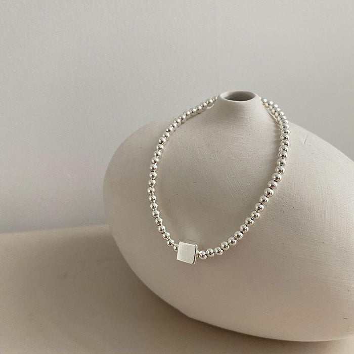 Wholesale Pure silver heart-shaped round bead bracelet with a new niche design, high-end feel, and light luxury bracelet accessories