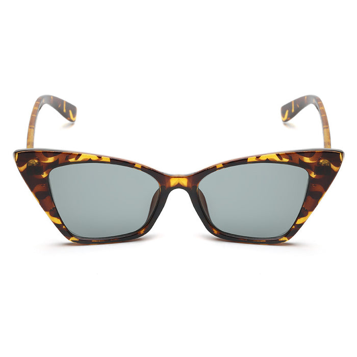 Wholesale small frame cat's eye sunglasses women's